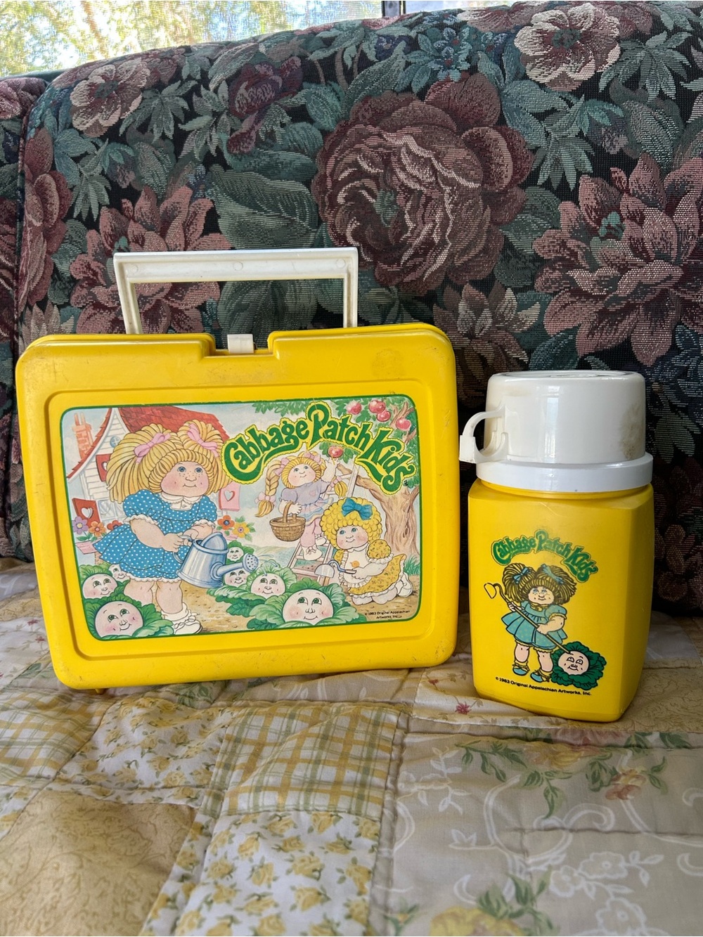Vtg 1985 Cabbage Patch Kid doll Plastic lunch box with Thermos